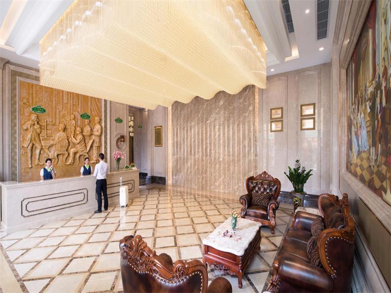 Vienna Classic Hotel Dongguan Changan Xiandai Kültér fotó